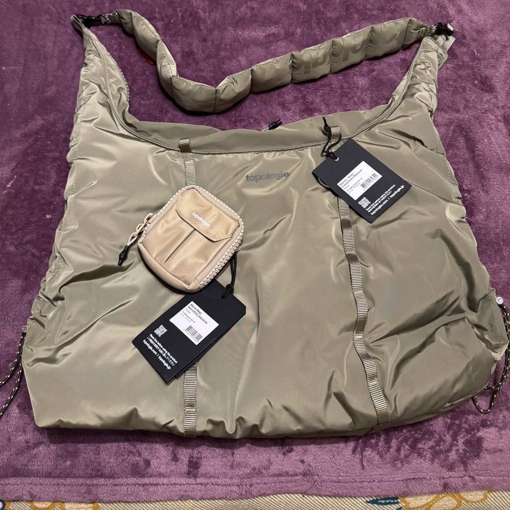 Topologie Cloud Hobo Bag